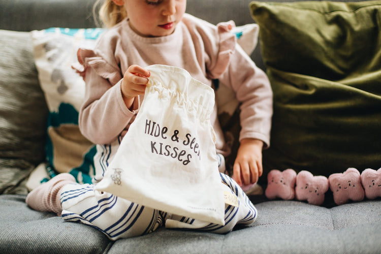 The Kiss Co. Hide & Seek Kisses